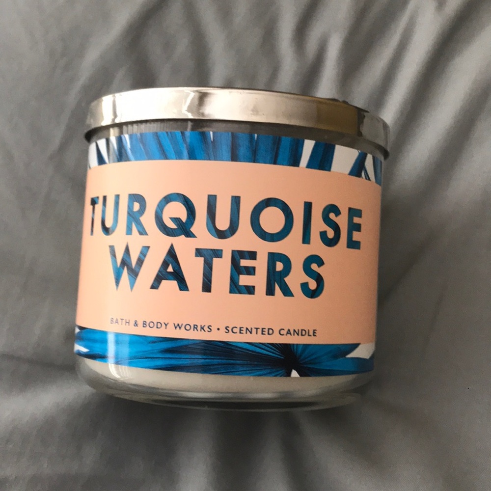 Bath&Body Works turquoise waters candle NEW